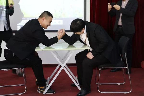 乾港集团 乾港集团