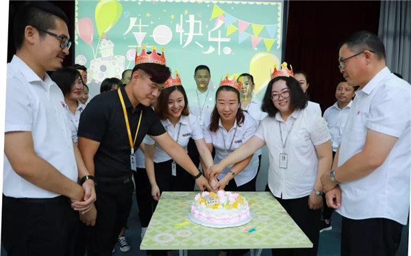 乾港集团,乾港官网,乾港网络,室内空气净化公司,家居装饰